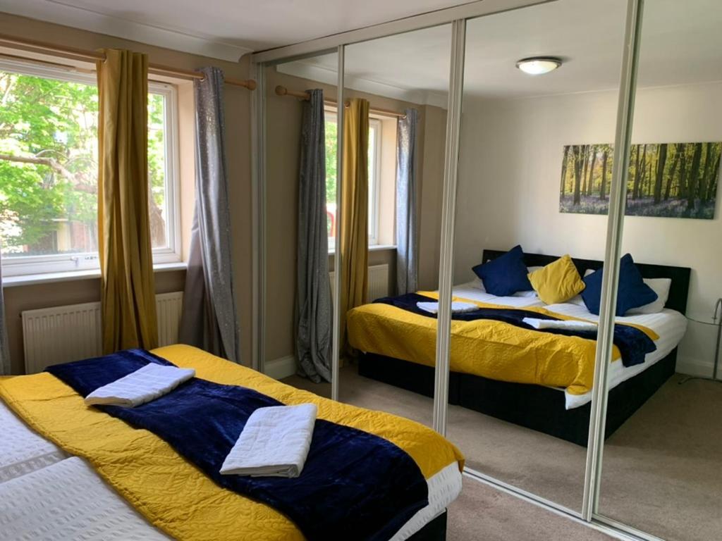 2 Bedrooms Modern Central London Apartment, Full Kitchen, 5 Minutes Tube Station Extérieur photo