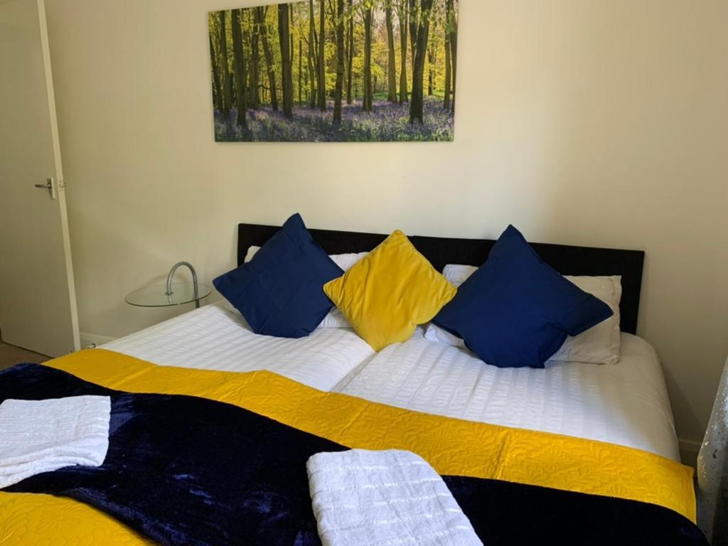 2 Bedrooms Modern Central London Apartment, Full Kitchen, 5 Minutes Tube Station Extérieur photo