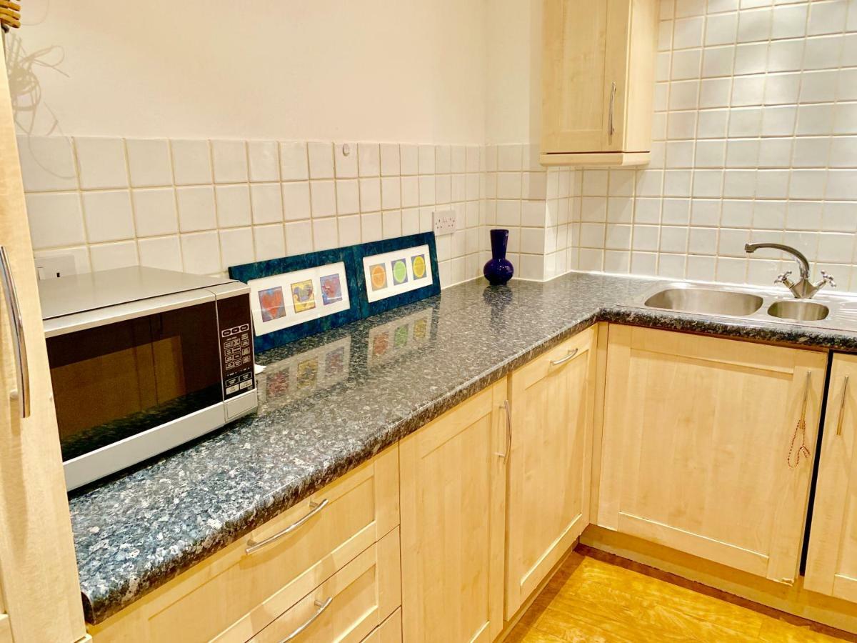 2 Bedrooms Modern Central London Apartment, Full Kitchen, 5 Minutes Tube Station Extérieur photo