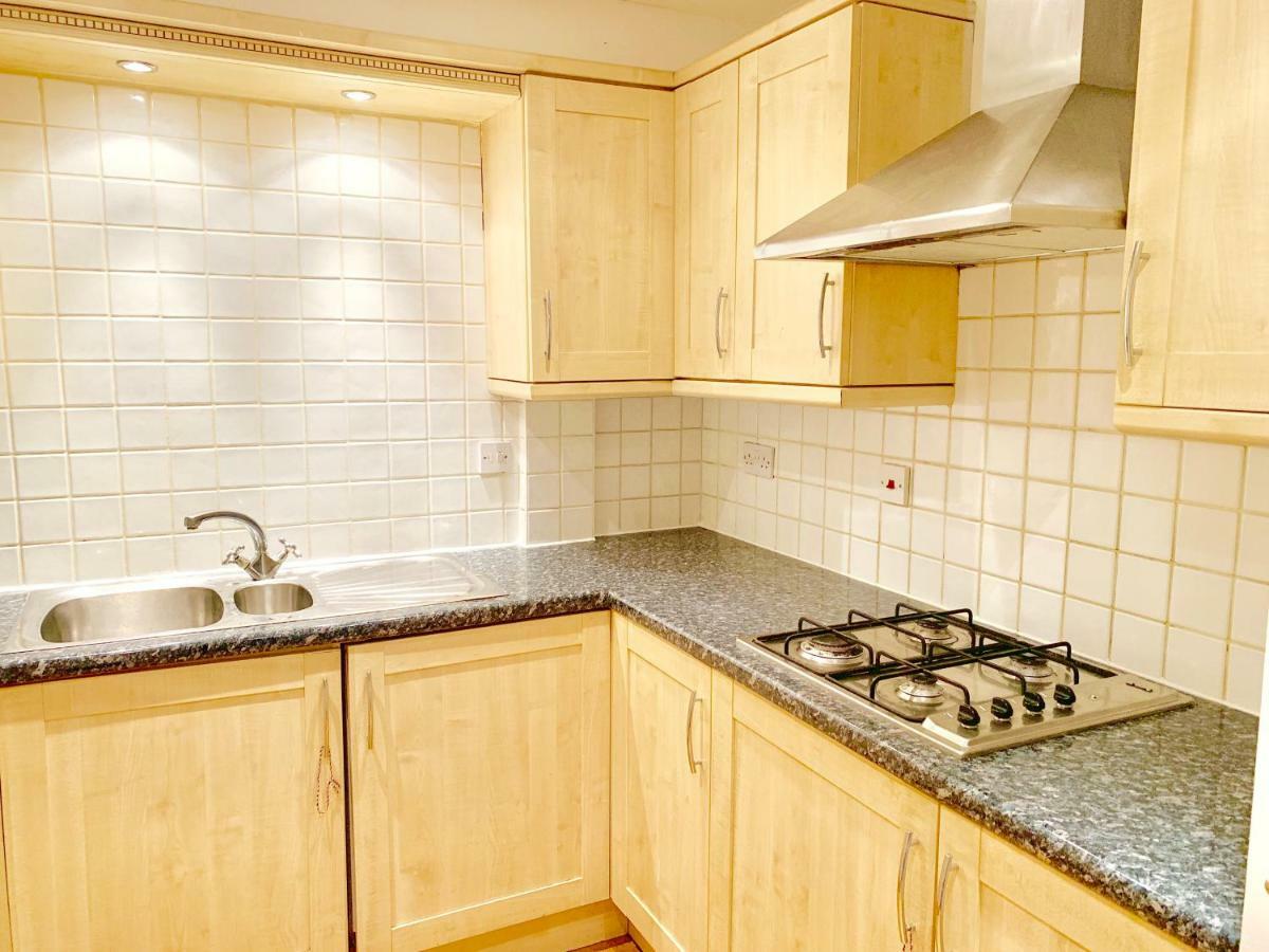 2 Bedrooms Modern Central London Apartment, Full Kitchen, 5 Minutes Tube Station Extérieur photo